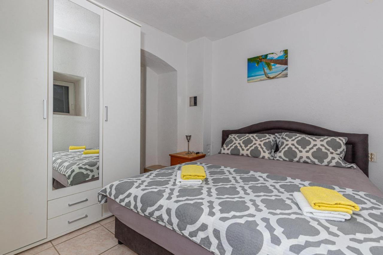 Apartmani Gabrijela Цриквеница Экстерьер фото